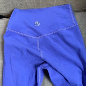 Til you collapse violet xxs leggings used